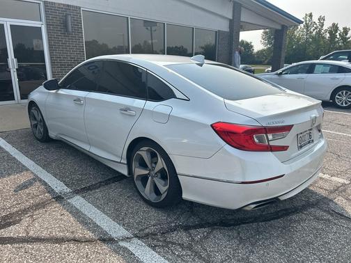 2018 Honda Accord Touring 2.0T