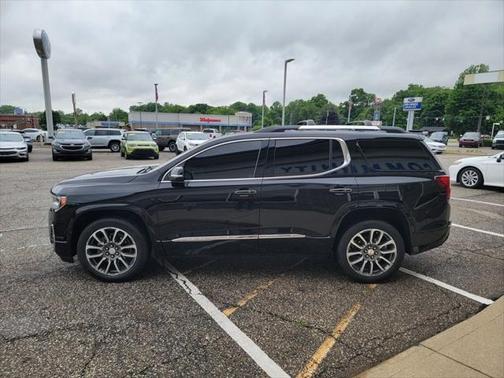 2021 GMC Acadia Denali