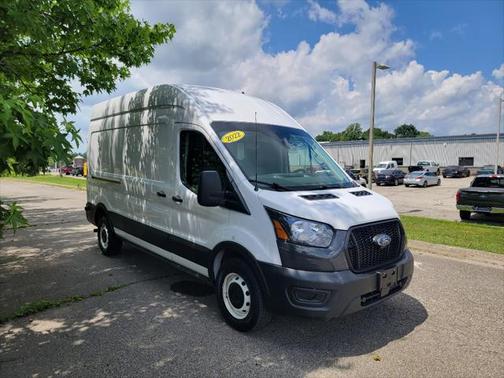 2022 Ford Transit-250 Base