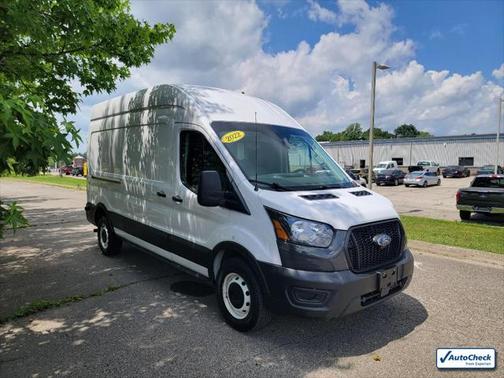 2022 Ford Transit-250 Base