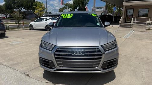 Florett Silver Metallic 2018 Audi Q5 2.0T Premium