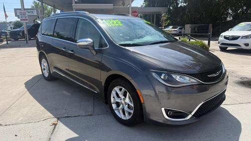 Granite Crystal Metallic Clearcoat 2020 Chrysler Pacifica Limited