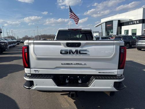 2024 GMC Sierra 3500 Denali