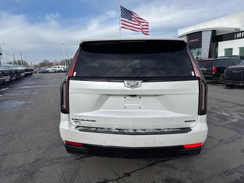 2023 Cadillac Escalade ESV Sport Platinum