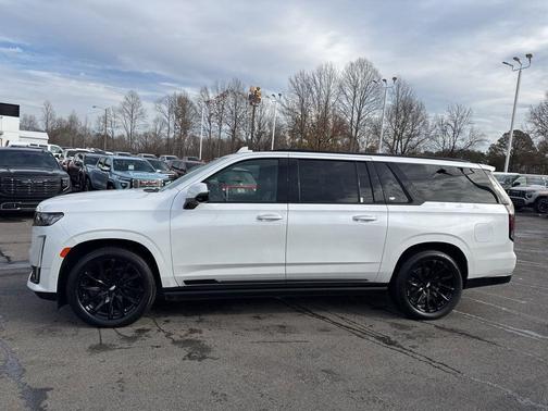 2023 Cadillac Escalade ESV Sport Platinum