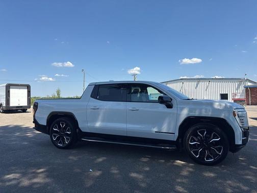 Summit White 2025 GMC Sierra EV Extended Range Denali