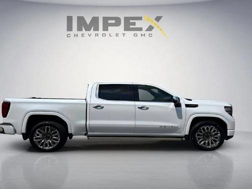 Glacier White Tricoat 2026 GMC Sierra 1500 Denali Ultimate