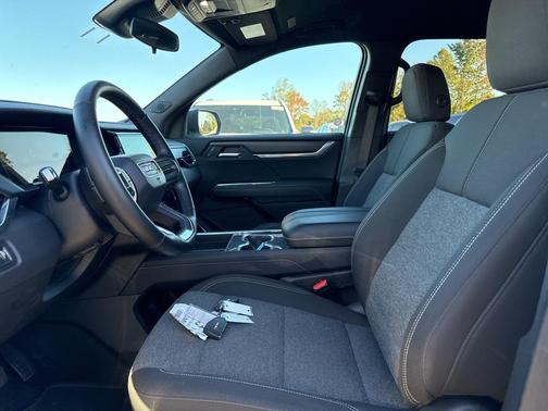 2025 GMC Acadia FWD Elevation