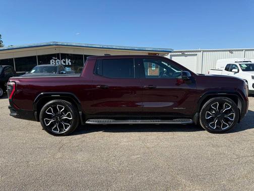 Dark Ember Tintcoat 2025 GMC Sierra EV Extended Range Denali
