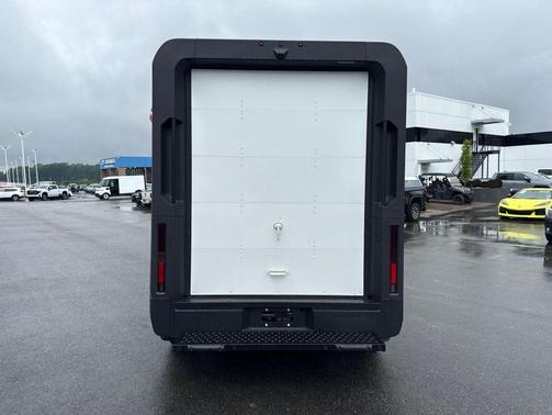 Oyster White 2026 Chevrolet BrightDrop 400 EJY