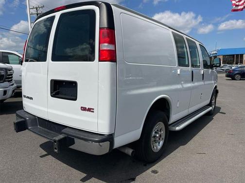 2023 GMC Savana 2500 Work Van