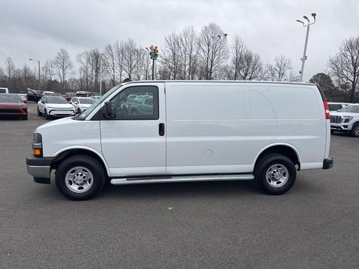 2024 Chevrolet Express 2500 RWD 2500 Regular Wheelbase WT