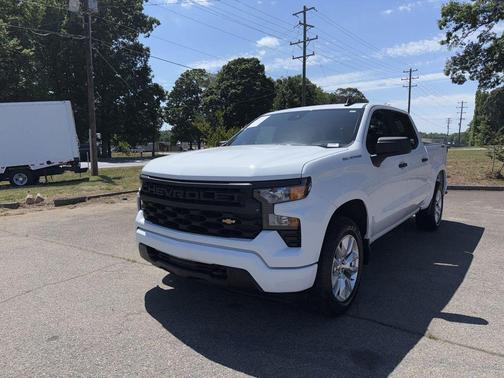Summit White 2024 Chevrolet Silverado 1500 Custom