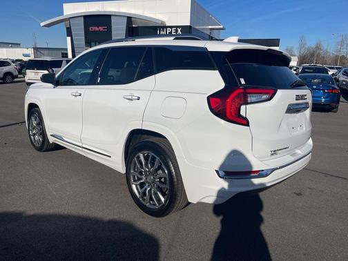 2024 GMC Terrain Denali