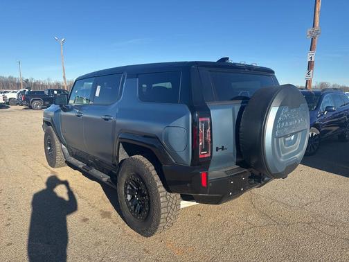 2024 GMC HUMMER EV SUV 3X