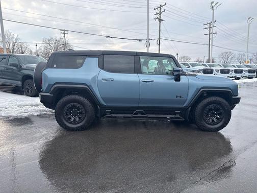 2024 GMC HUMMER EV SUV 3X