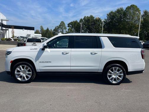 2024 Chevrolet Suburban 4WD High Country