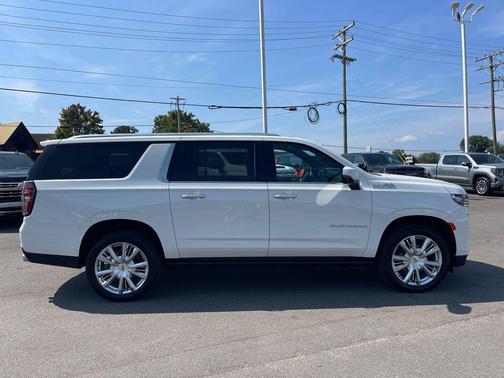 2024 Chevrolet Suburban 4WD High Country