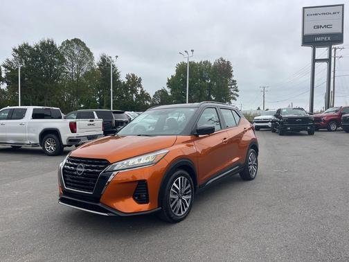 2024 Nissan Kicks SR