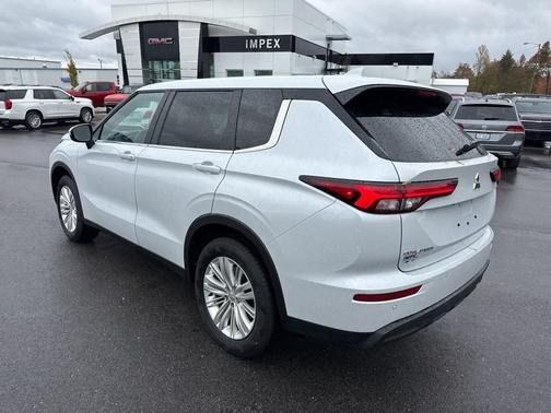2023 Mitsubishi Outlander ES 2.5 S-AWC