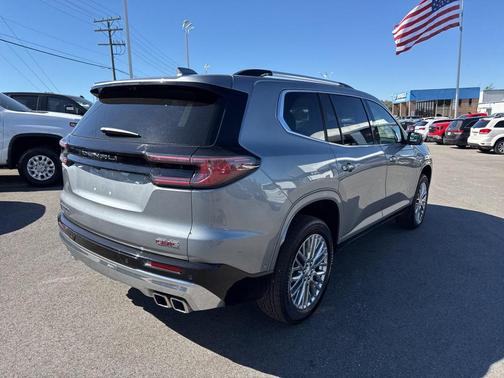 2025 GMC Acadia Denali