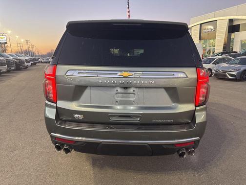2023 Chevrolet Suburban Premier