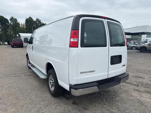 2023 GMC Savana 2500 Work Van