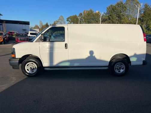 2023 GMC Savana 2500 Work Van