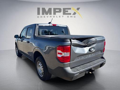 Carbonized Gray Metallic 2025 Ford Maverick XL
