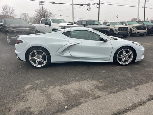 2021 Chevrolet Corvette Stingray w/2LT