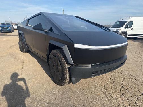 2024 Tesla Cybertruck All-Wheel Drive