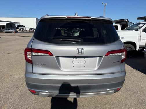 2019 Honda Pilot Touring 8-Passenger