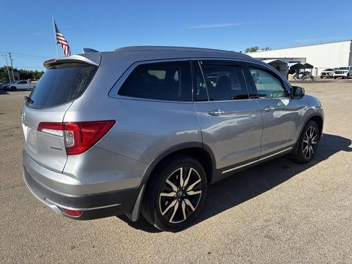 2019 Honda Pilot Touring 8-Passenger