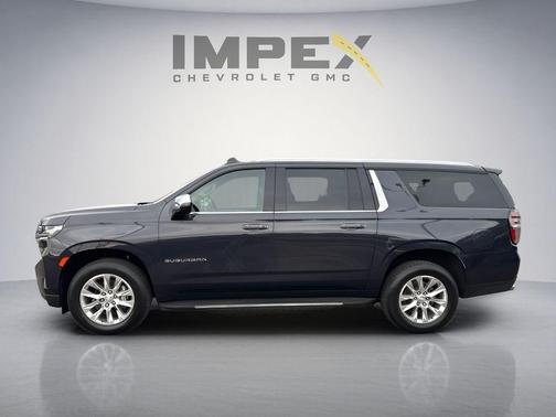 Gray 2023 Chevrolet Suburban Premier