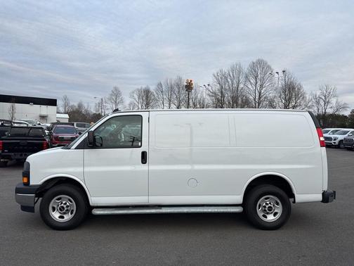 Summit White 2024 GMC Savana 2500 Work Van