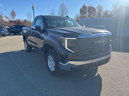 2025 GMC Sierra 1500 Pro