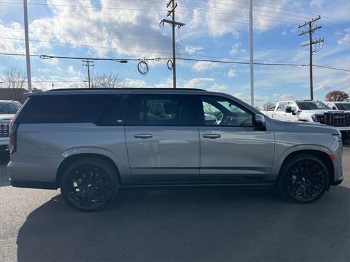 2023 Cadillac Escalade ESV Sport