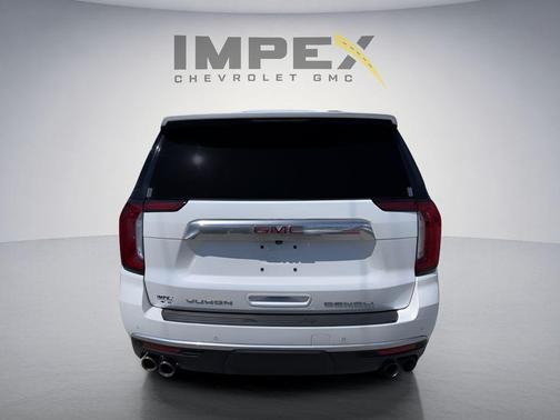 White Frost Tricoat 2023 GMC Yukon XL Denali