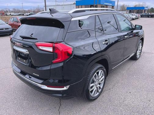 2023 GMC Terrain Denali