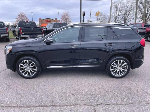2023 GMC Terrain Denali