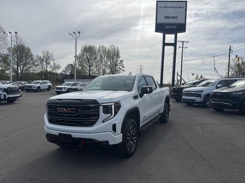 Summit White 2025 GMC Sierra 1500 AT4