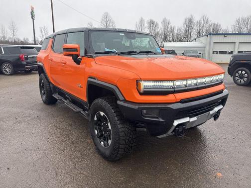 2024 GMC HUMMER EV SUV 2X