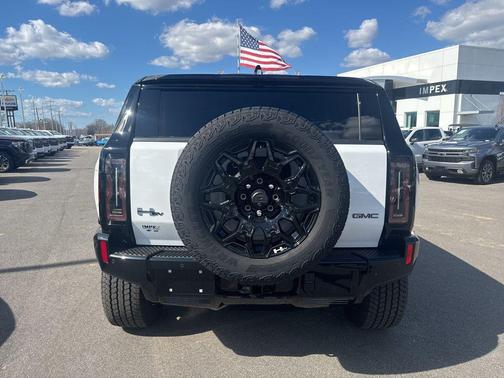 2024 GMC HUMMER EV SUV 2X