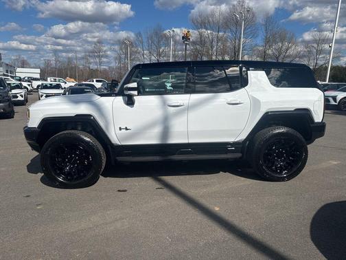 2024 GMC HUMMER EV SUV 2X