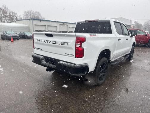 2025 Chevrolet Silverado 1500 Custom Trail Boss