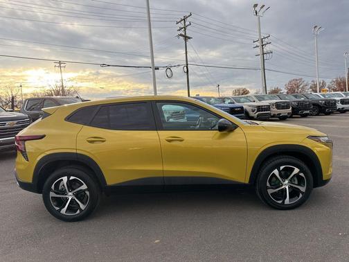 2024 Chevrolet Trax FWD 1RS