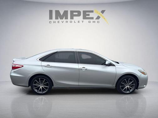 Celestial Silver Metallic 2016 Toyota Camry XSE