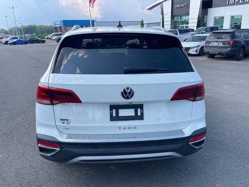 2022 Volkswagen Taos 1.5T SE