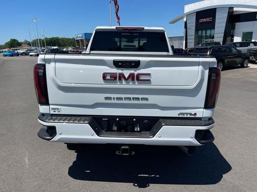 2025 GMC Sierra 2500 AT4