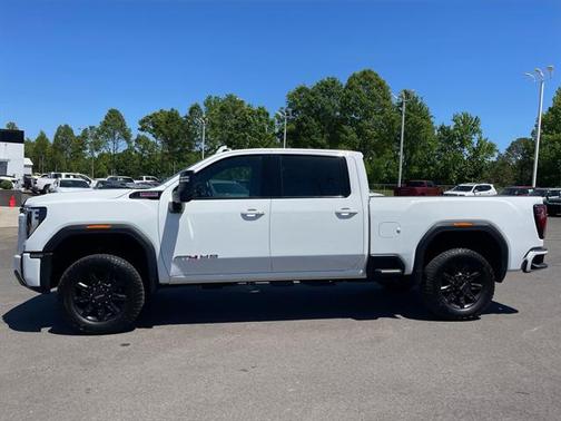 2025 GMC Sierra 2500 AT4